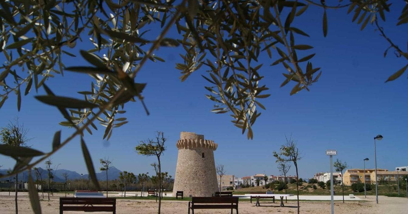 3 soveværelse Lejlighed til salg i Piles med garage - € 125.000 (Ref: 6922622)