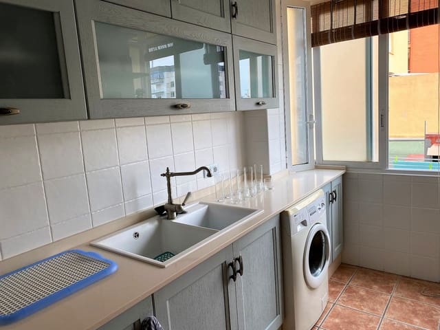 3 bedroom Apartment for sale in Piles with garage - € 125,000 (Ref: 6922622)