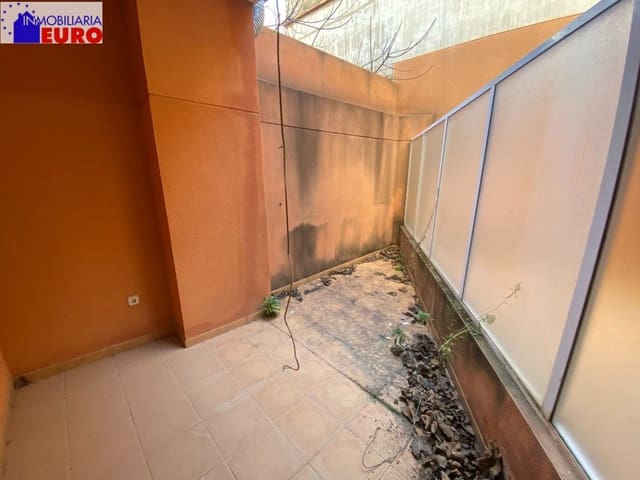 Commercieel te huur in Tavernes de la Valldigna - € 500 (Ref: 6931324)