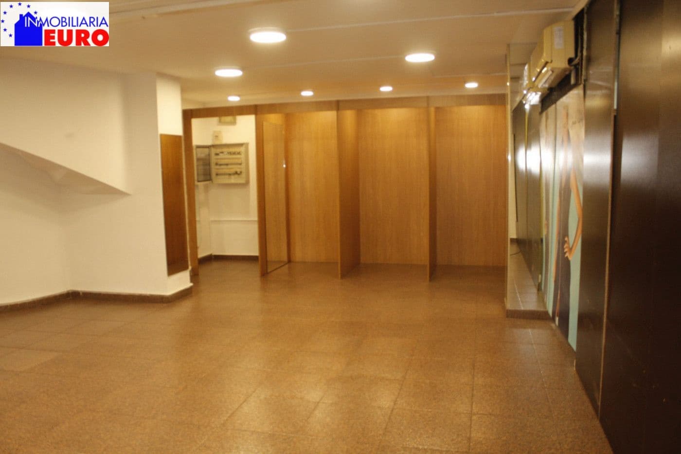 Commercieel te huur in Tavernes de la Valldigna - € 650 (Ref: 7316287)