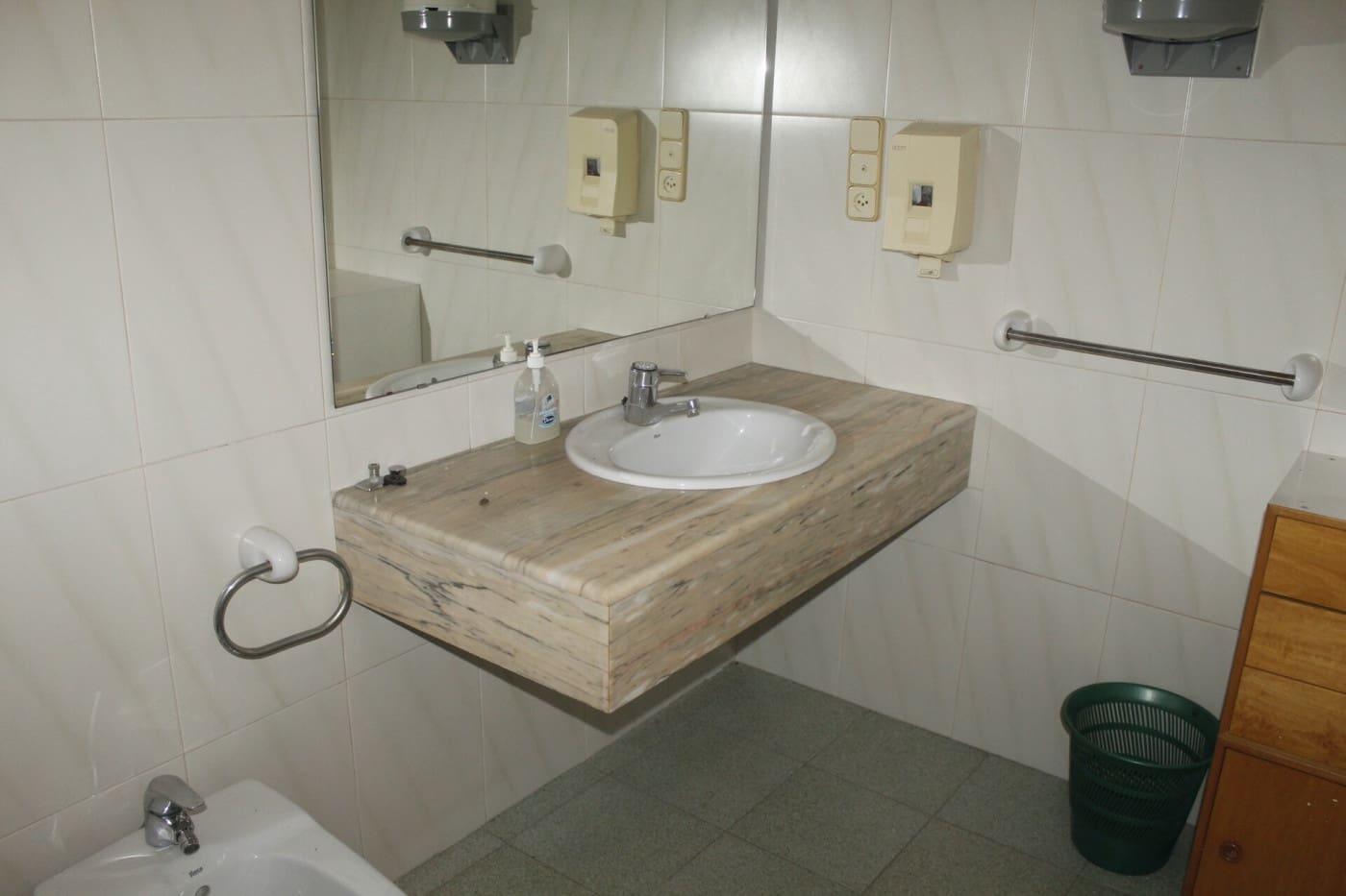 Commercieel te koop in Tavernes de la Valldigna - € 350.000 (Ref: 7333591)