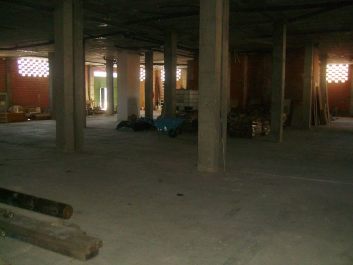 Erhverv til salg i Tavernes de la Valldigna med garage - € 650.000 (Ref: 7369925)