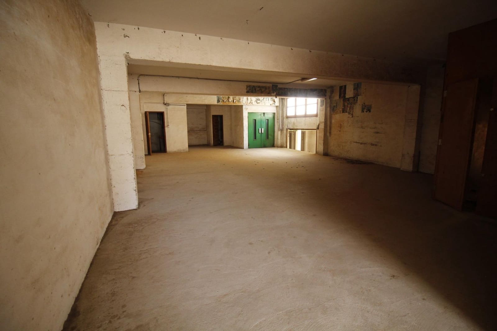 Kommersiell til salgs i Tavernes de la Valldigna - € 1 000 000 (Ref: 7383325)