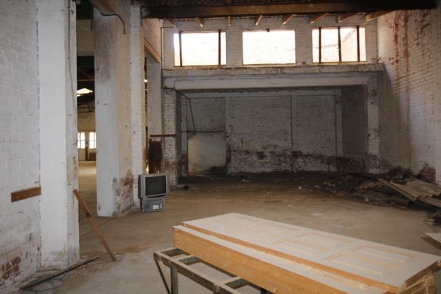 Commercieel te koop in Tavernes de la Valldigna - € 1.000.000 (Ref: 7383325)