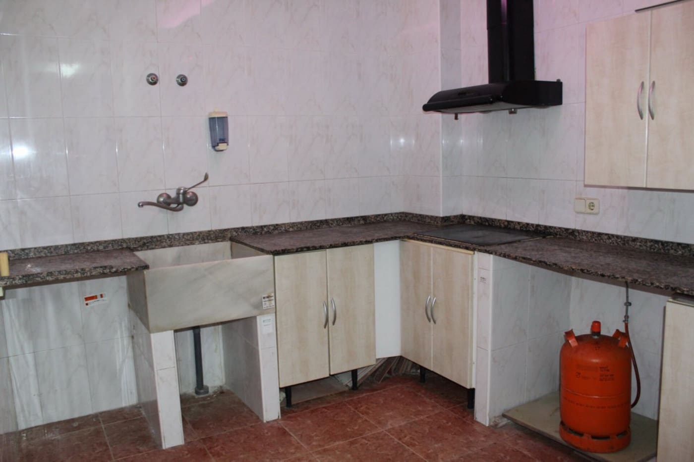 Erhverv til salg i Tavernes de la Valldigna - € 89.000 (Ref: 7407291)