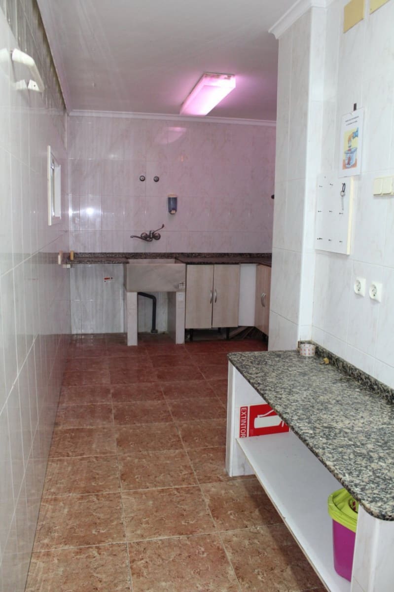 Erhverv til salg i Tavernes de la Valldigna - € 89.000 (Ref: 7407291)