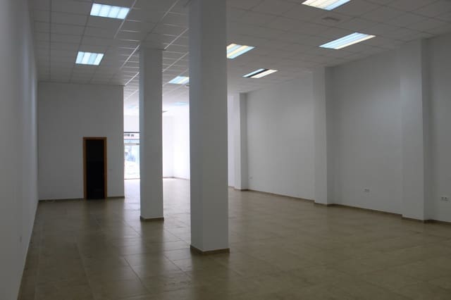 Commercial for sale in Gandia - € 140,000 (Ref: 7450625)