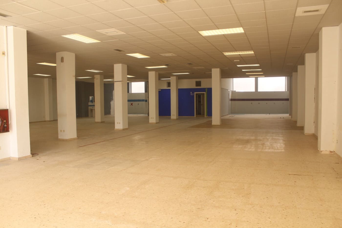 Commercieel te koop in Tavernes de la Valldigna - € 299.000 (Ref: 7897186)