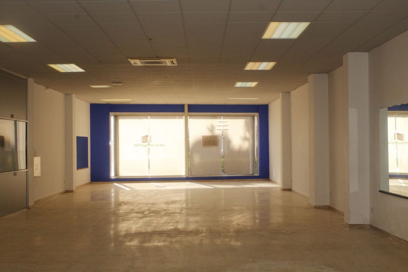 Commercieel te koop in Tavernes de la Valldigna - € 299.000 (Ref: 7897186)