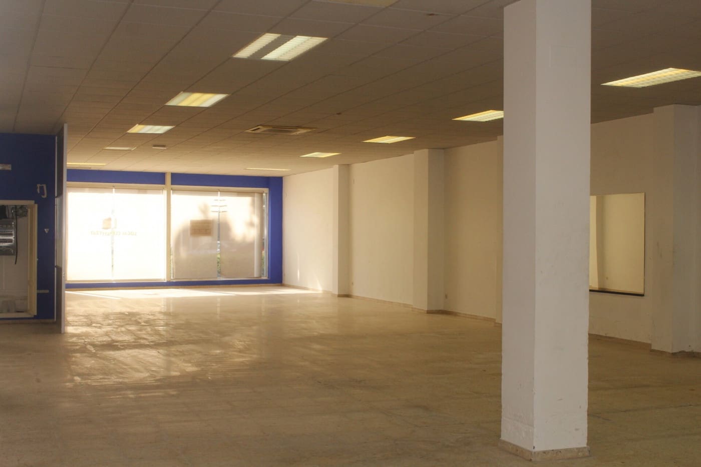 Commercieel te koop in Tavernes de la Valldigna - € 299.000 (Ref: 7897186)