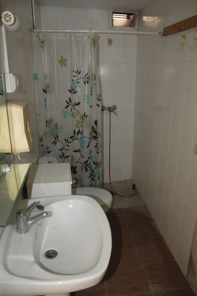 Commercieel te koop in Tavernes de la Valldigna - € 299.000 (Ref: 7897186)