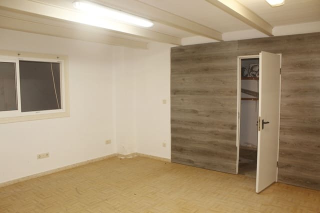 Commercieel te koop in Tavernes de la Valldigna - € 299.000 (Ref: 7897186)