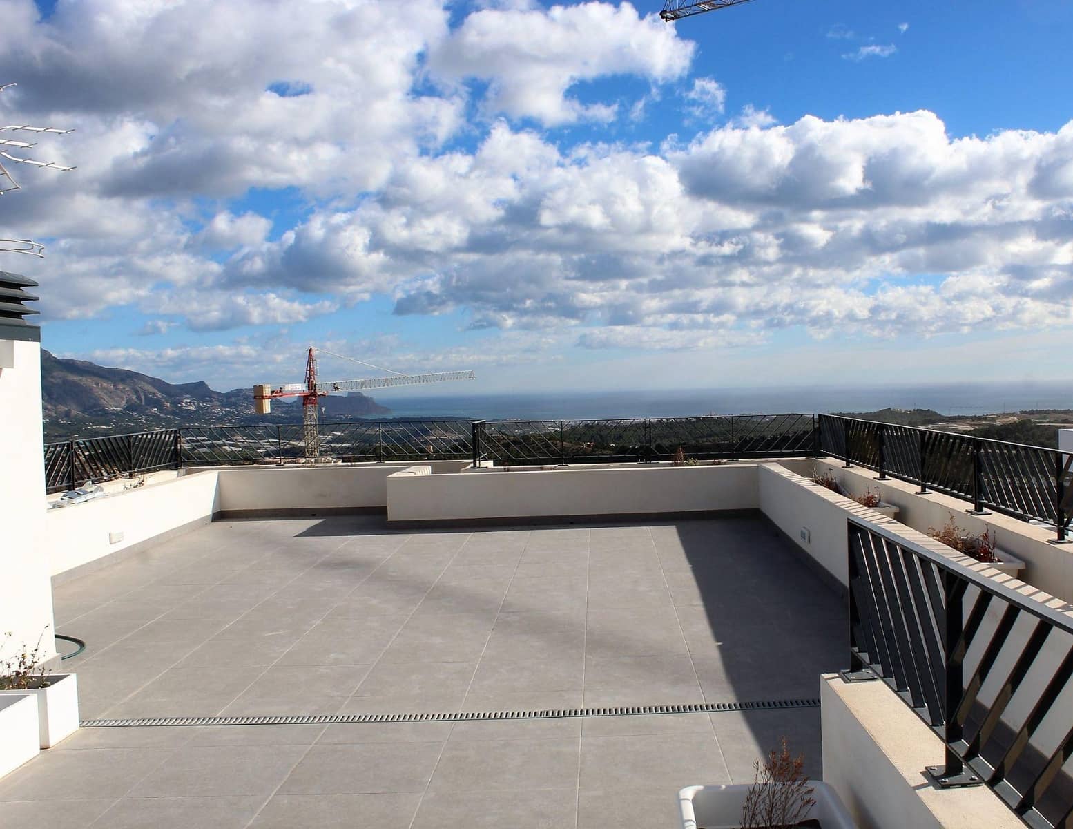 3 quarto Apartamento para venda em Polop com piscina garagem - 485 000 € (Ref: 8054110)