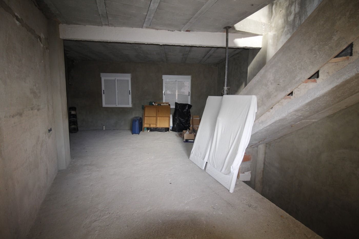 Semi-Rækkehus til salg i Tavernes de la Valldigna med garage - € 60.000 (Ref: 8295715)