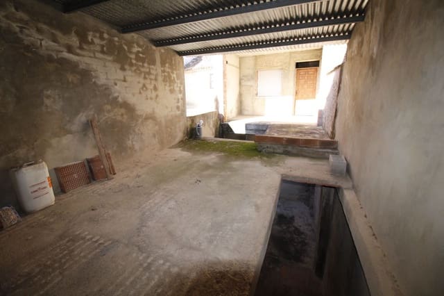 Paritalo myytävänä paikassa Tavernes de la Valldigna mukana 
autotalli - 60 000 € (Ref: 8295715)