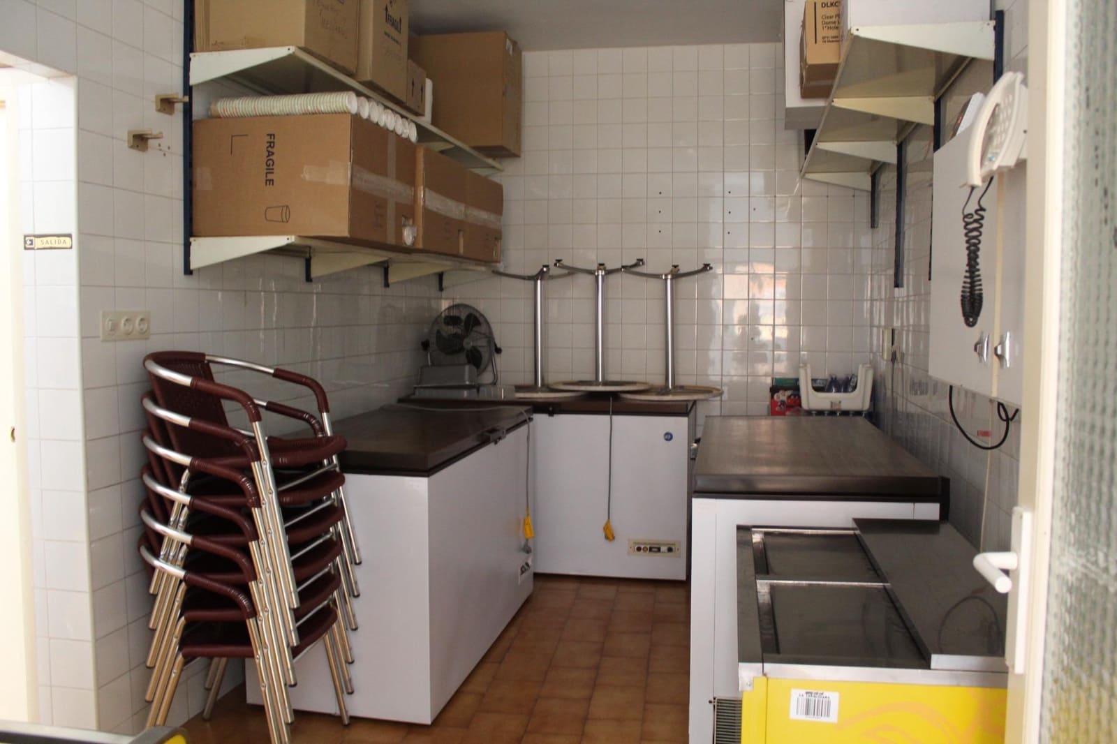 Kommersiell til salgs i Tavernes de la Valldigna - € 100 000 (Ref: 8324889)