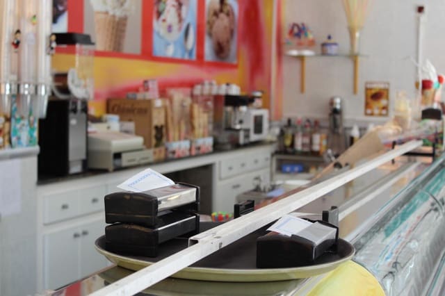 Commercieel te koop in Tavernes de la Valldigna - € 100.000 (Ref: 8324889)