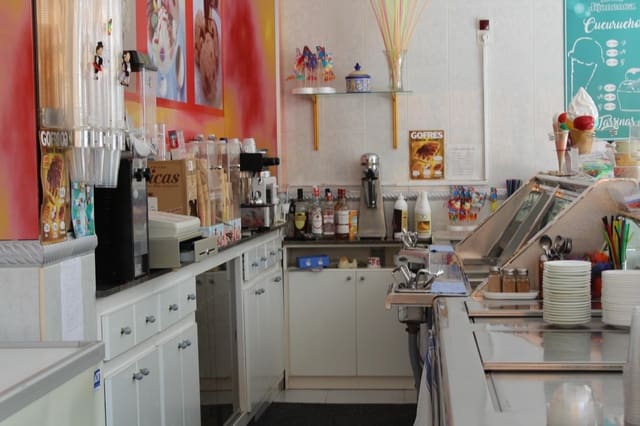 Commercieel te koop in Tavernes de la Valldigna - € 100.000 (Ref: 8324889)