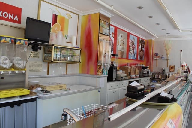 Commercieel te koop in Tavernes de la Valldigna - € 100.000 (Ref: 8324889)