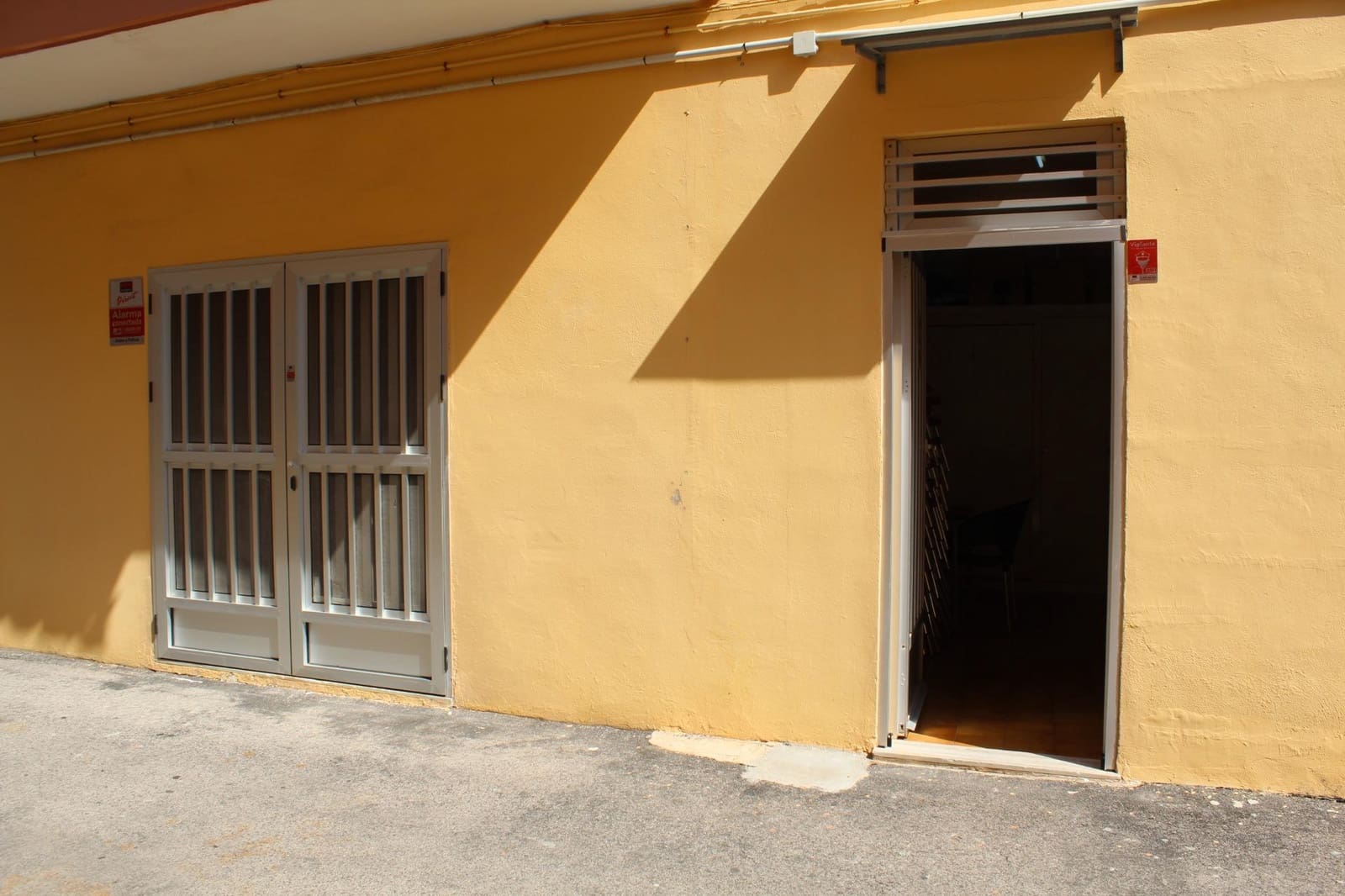 Kommersiell til salgs i Tavernes de la Valldigna - € 100 000 (Ref: 8324889)