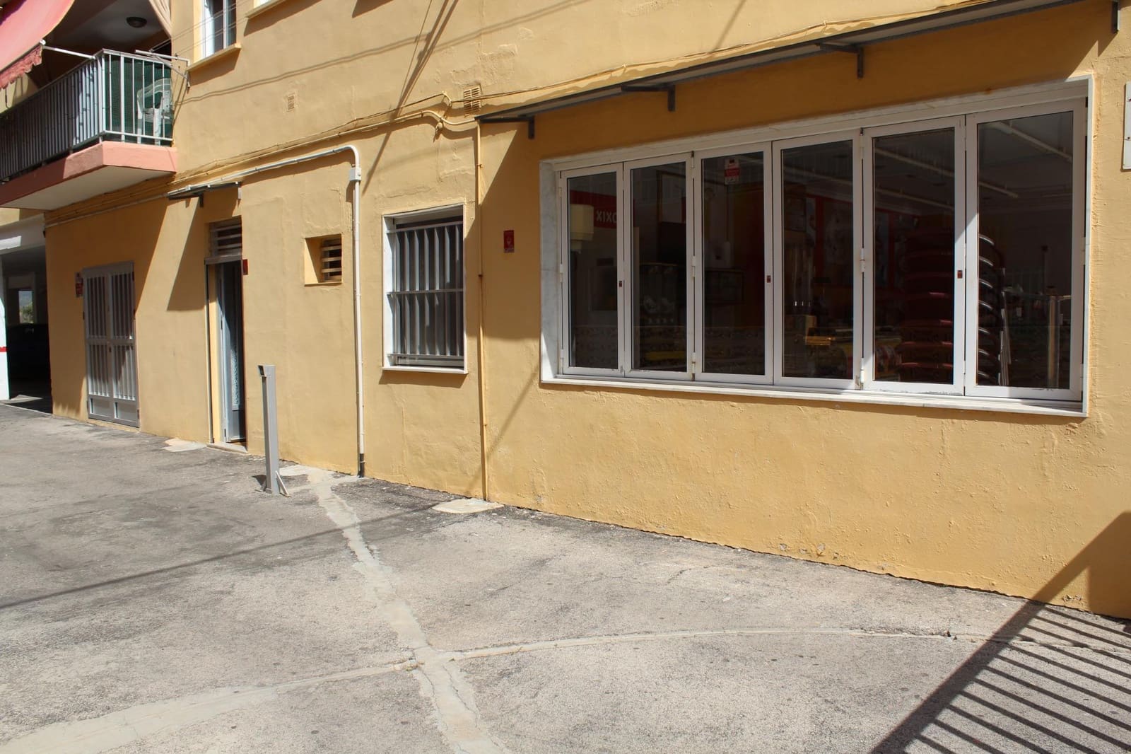 Kommersiell til salgs i Tavernes de la Valldigna - € 100 000 (Ref: 8324889)