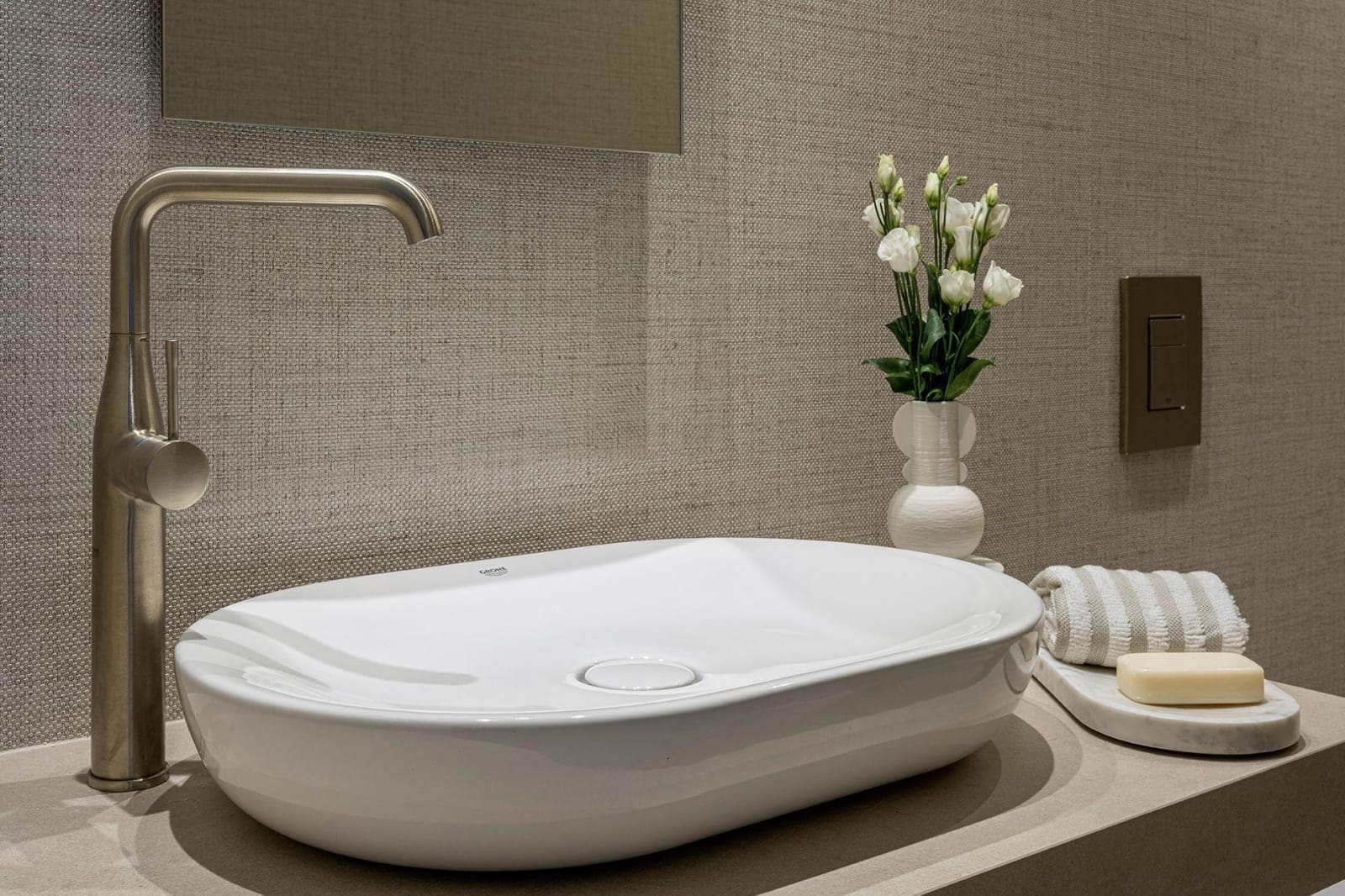 2 bedroom Apartment for sale in Benidorm with pool garage - € 1,100,000 (Ref: 8362907)