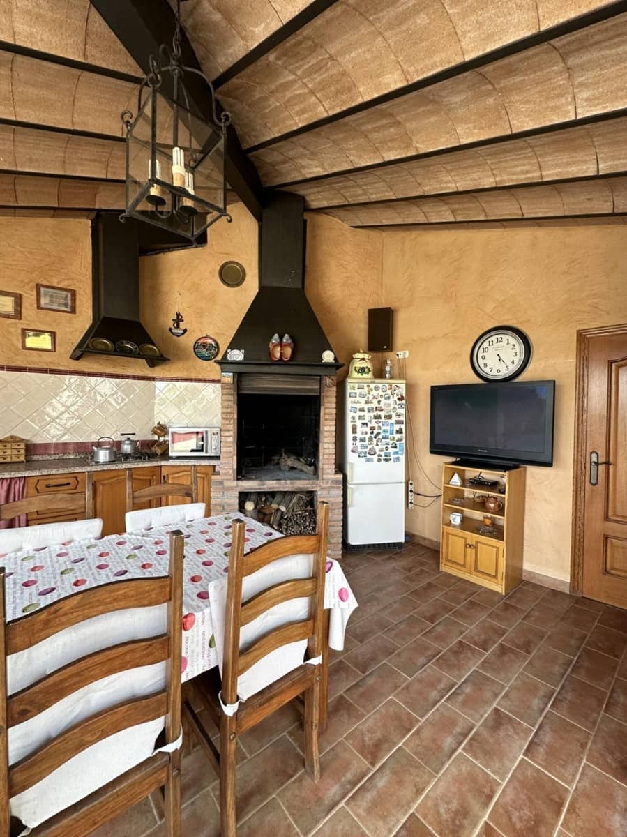 4 soveværelse Villa til salg i Cocentaina med swimmingpool garage - € 630.000 (Ref: 8415166)