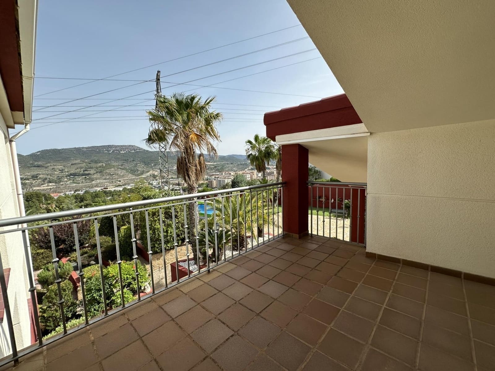 4 soveværelse Villa til salg i Cocentaina med swimmingpool garage - € 630.000 (Ref: 8415166)