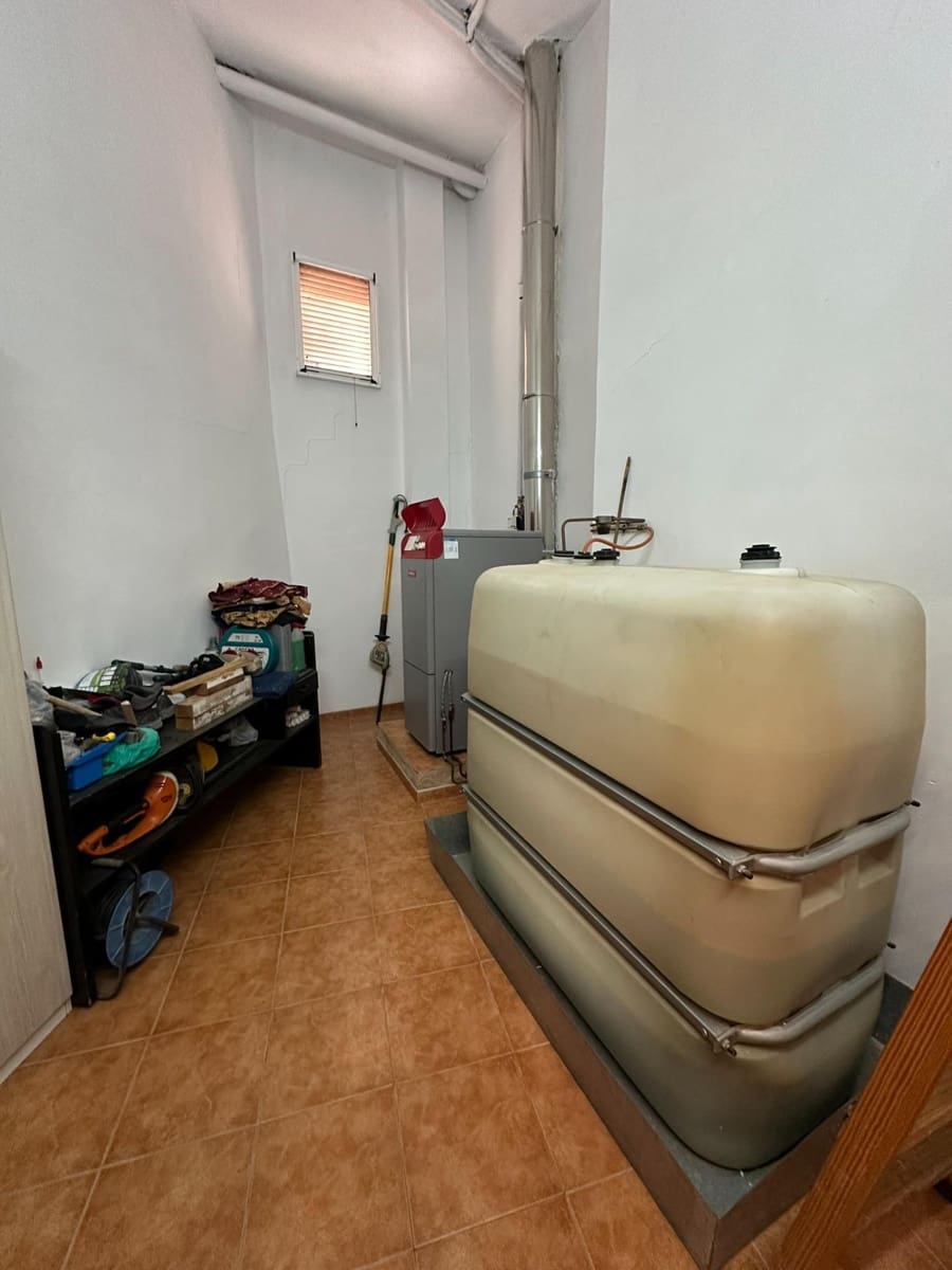 4 soveværelse Villa til salg i Cocentaina med swimmingpool garage - € 630.000 (Ref: 8415166)