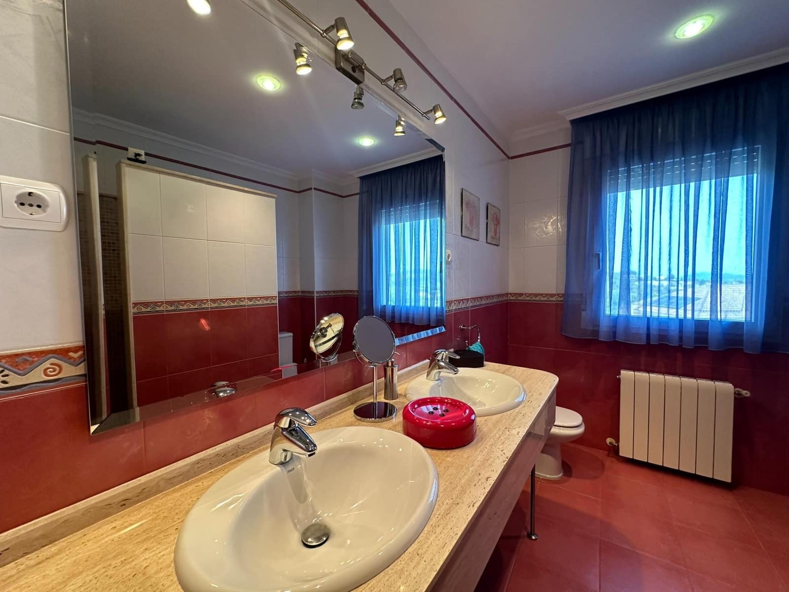 4 soveværelse Villa til salg i Cocentaina med swimmingpool garage - € 630.000 (Ref: 8415166)