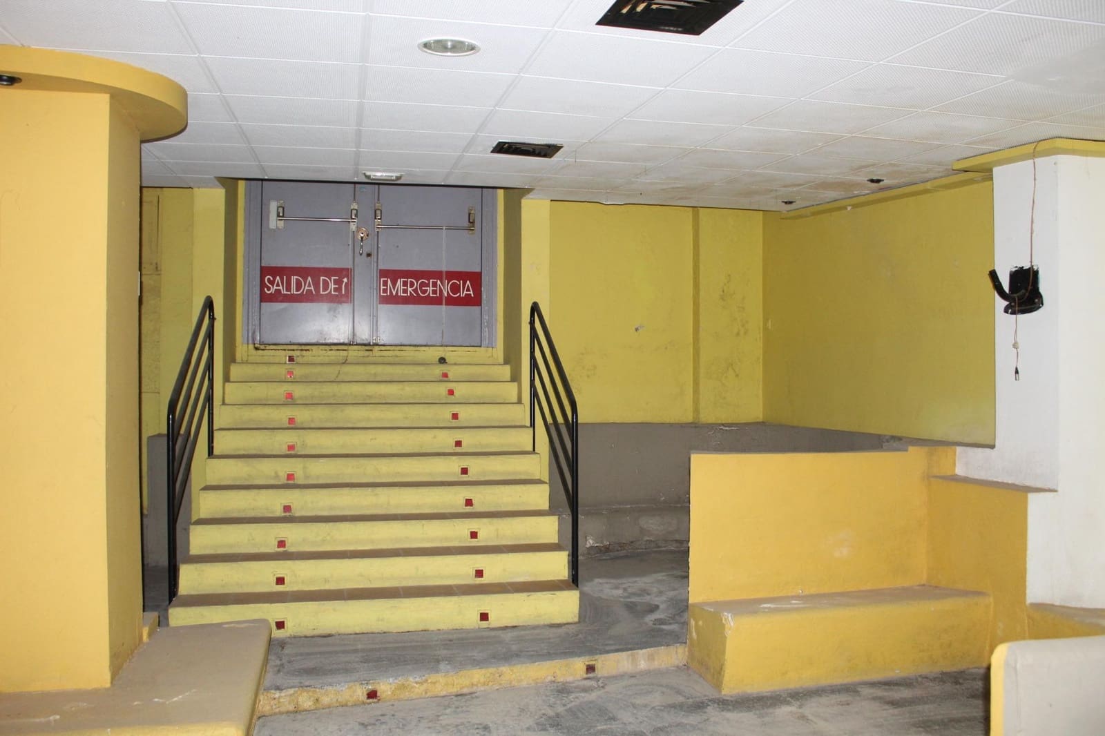 Kommersiell till salu i Xeraco - 124 000 € (Ref: 8505797)