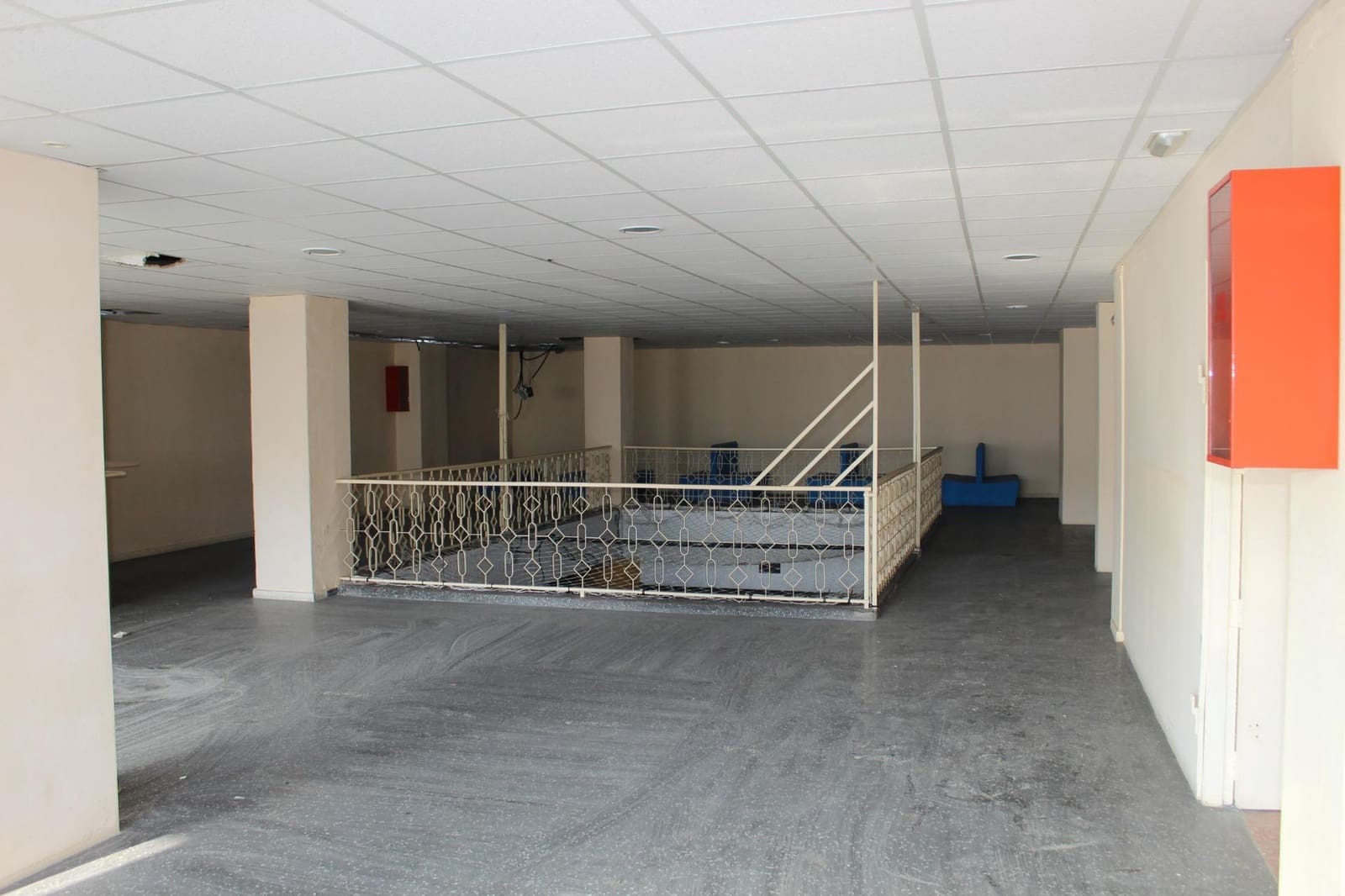 Kommersiell till salu i Xeraco - 124 000 € (Ref: 8505797)