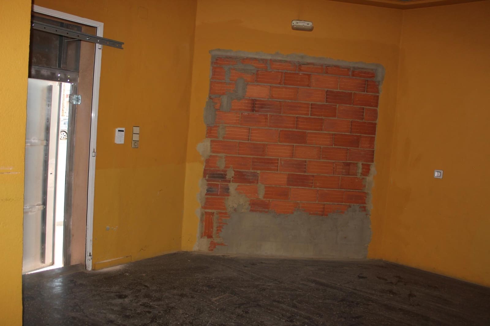 Kommersiell till salu i Xeraco - 124 000 € (Ref: 8505797)