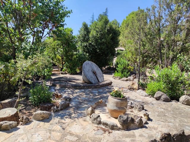 6 soveværelse Villa til salg i Cocentaina med swimmingpool garage - € 340.000 (Ref: 8529842)