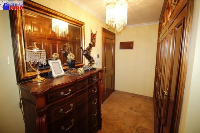 Piso de 3 habitaciones en Tavernes de la Valldigna en venta - 160.000 € (Ref: 8551077)