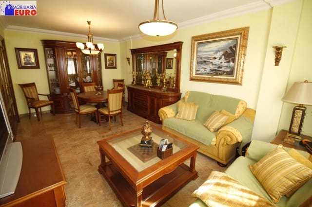 Piso de 3 habitaciones en Tavernes de la Valldigna en venta - 160.000 € (Ref: 8551077)