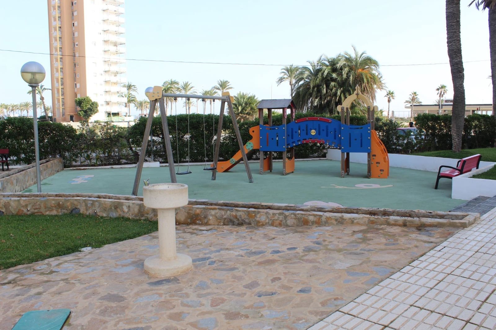 3 slaapkamer Appartement te koop in Playa de San Juan met zwembad - € 430.000 (Ref: 8645156)