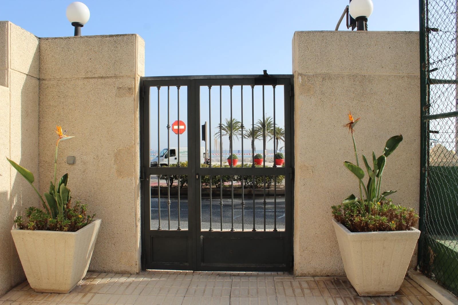 3 slaapkamer Appartement te koop in Playa de San Juan met zwembad - € 430.000 (Ref: 8645156)