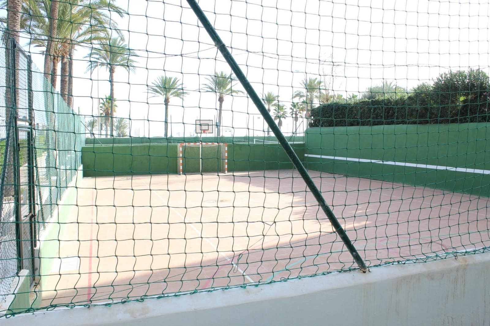 3 slaapkamer Appartement te koop in Playa de San Juan met zwembad - € 430.000 (Ref: 8645156)