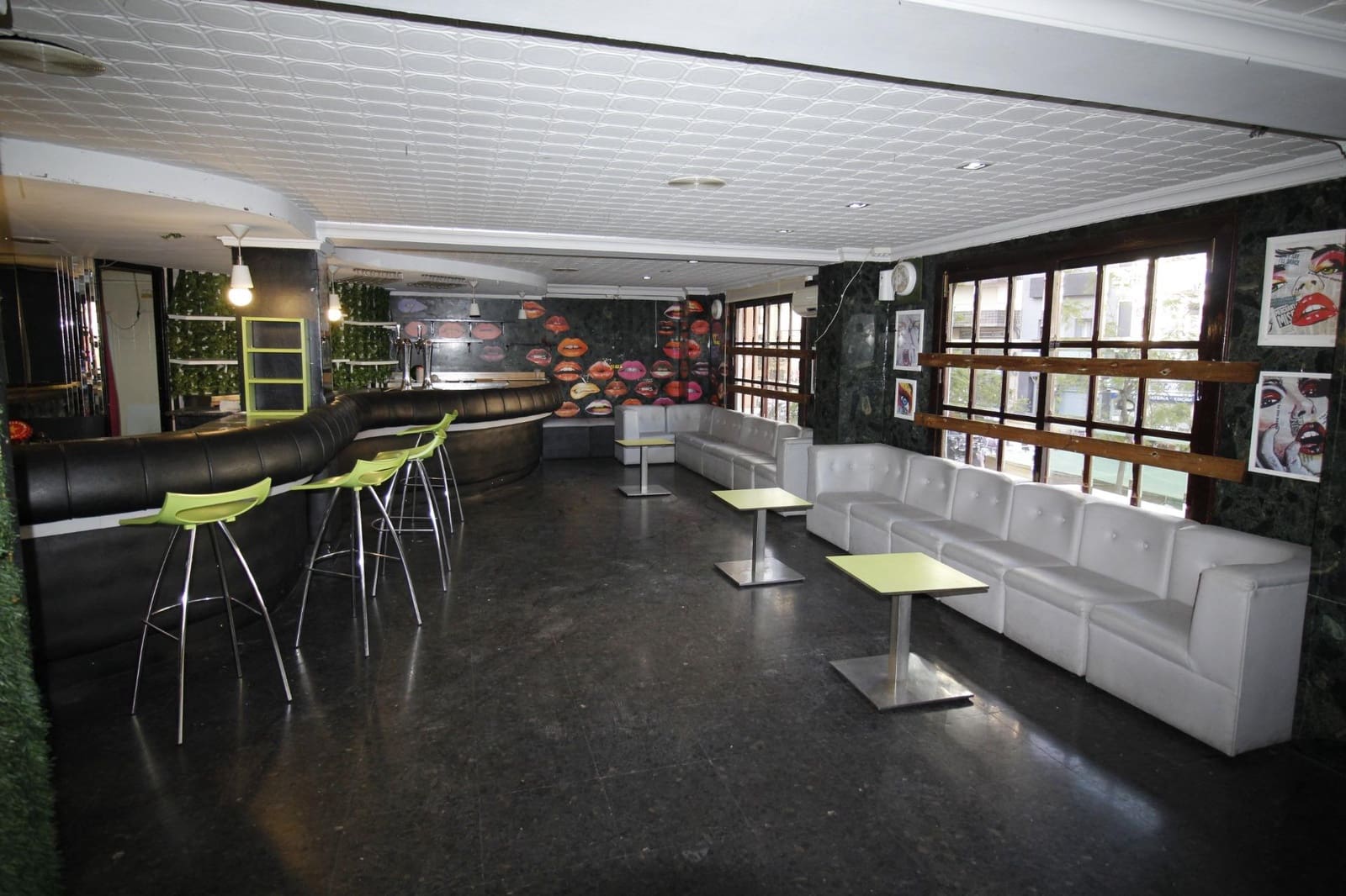 Virksomhed til leje i Tavernes de la Valldigna - € 600 (Ref: 8682586)