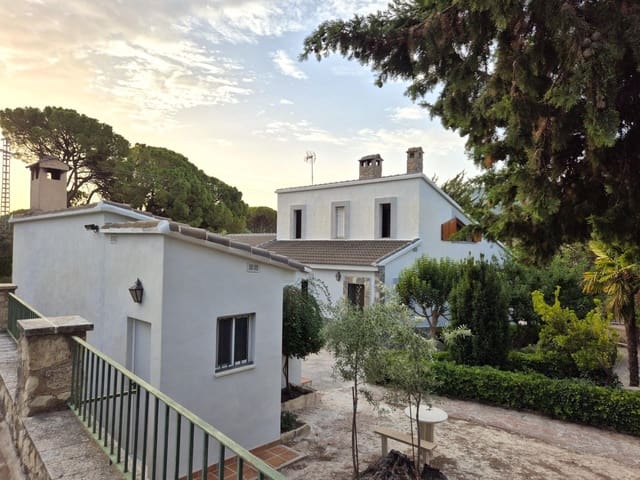 6 quarto Moradia para venda em Alcoy / Alcoi com piscina garagem - 460 000 € (Ref: 8905353)