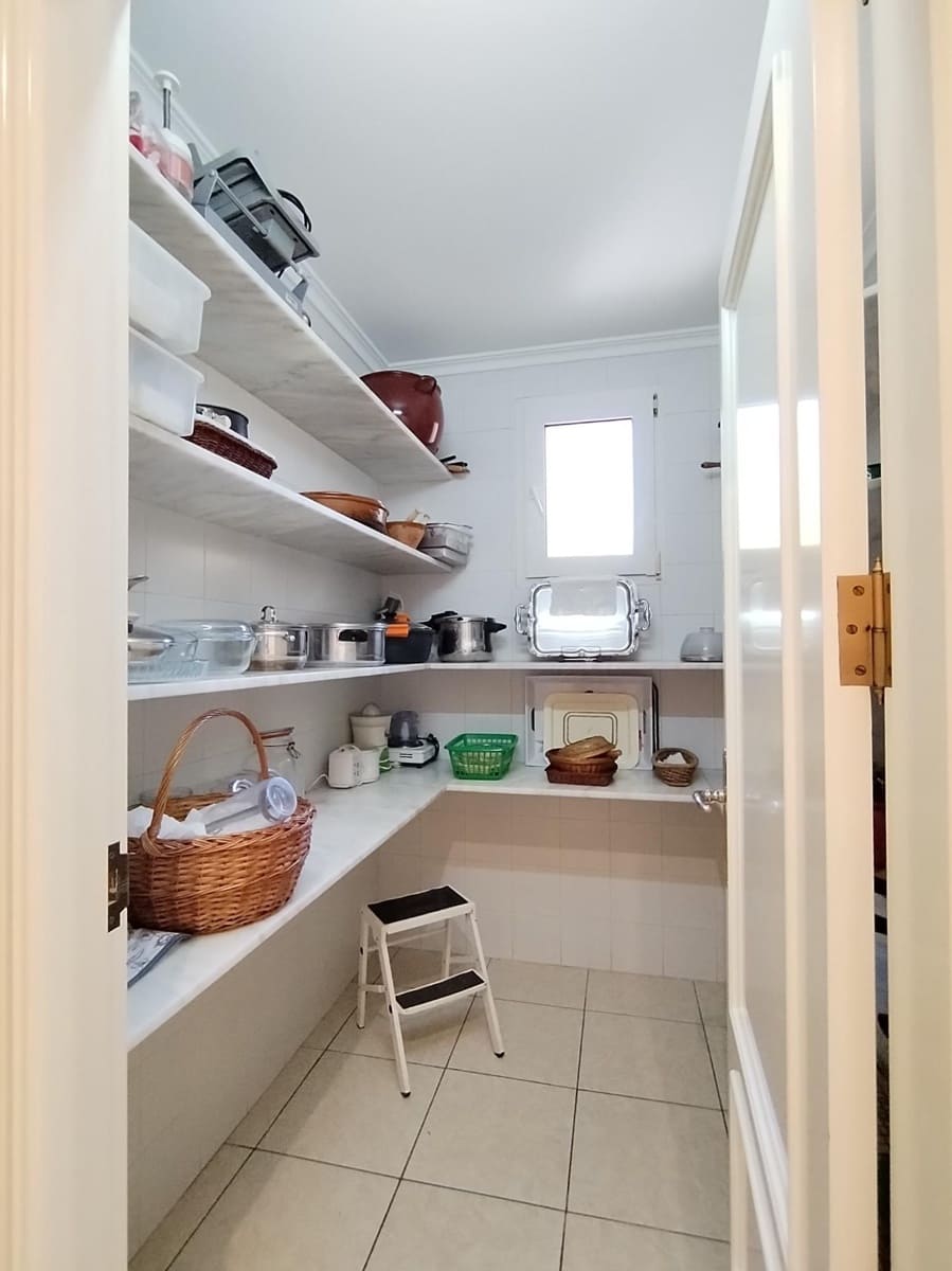 6 sypialnia Willa na sprzedaż w Cocentaina z garażem - 600 000 € (Ref: 8918040)