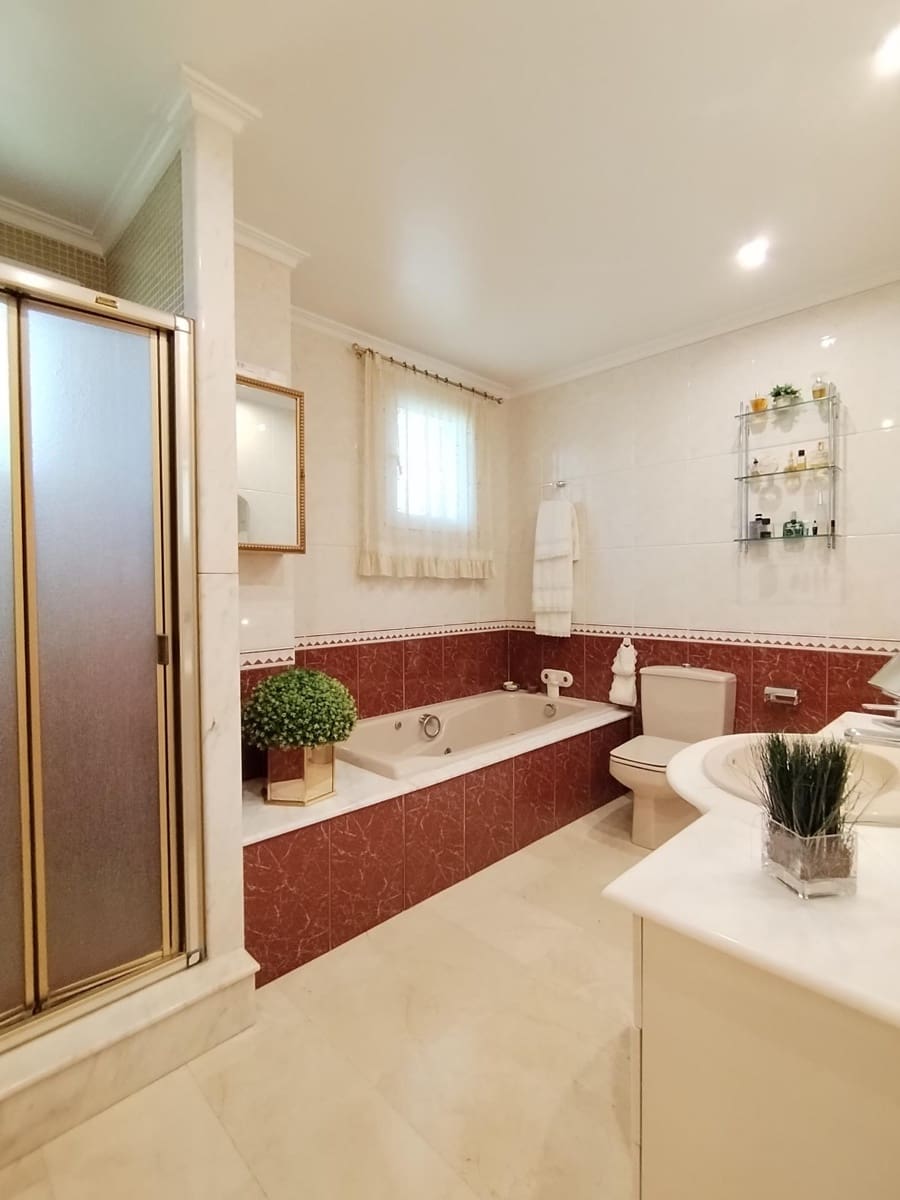 6 sypialnia Willa na sprzedaż w Cocentaina z garażem - 600 000 € (Ref: 8918040)