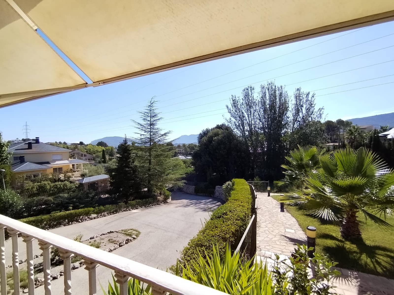 6 sypialnia Willa na sprzedaż w Cocentaina z garażem - 600 000 € (Ref: 8918040)