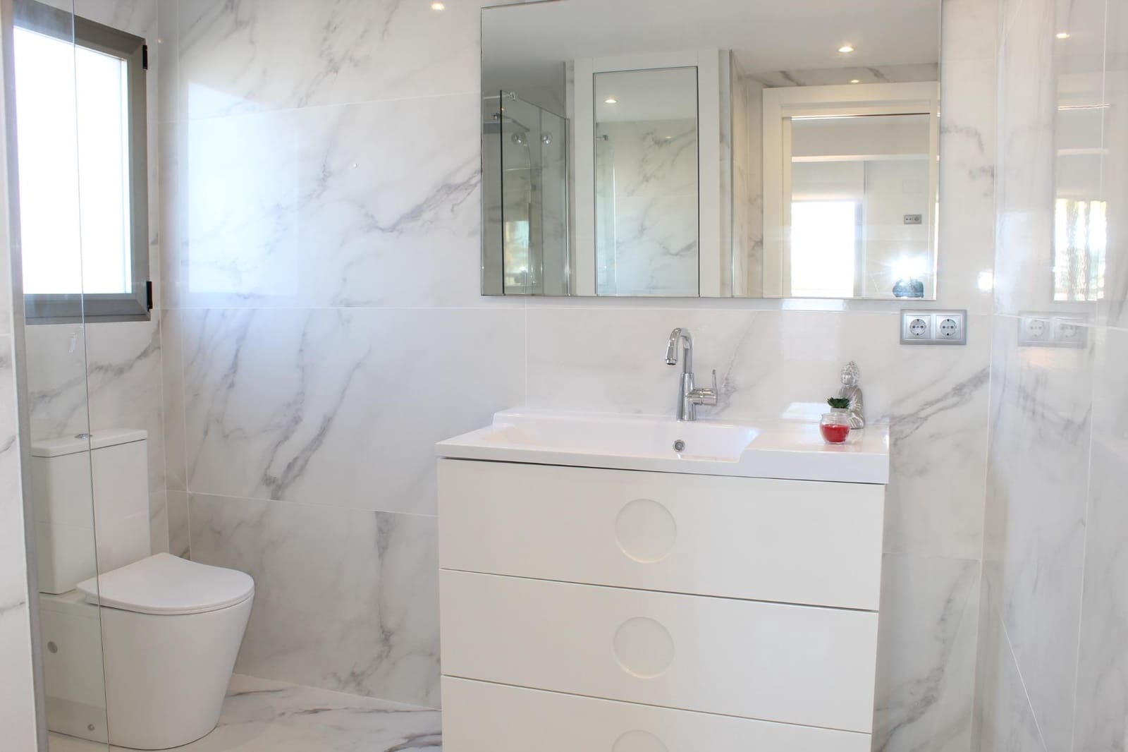 4 soveværelse Semi-Rækkehus til salg i Gandia med garage - € 800.000 (Ref: 8938677)