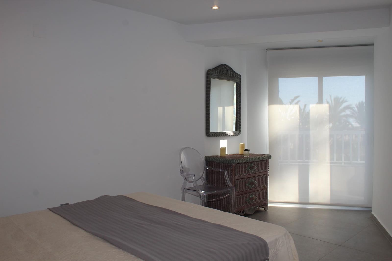 4 soveværelse Semi-Rækkehus til salg i Gandia med garage - € 800.000 (Ref: 8938677)