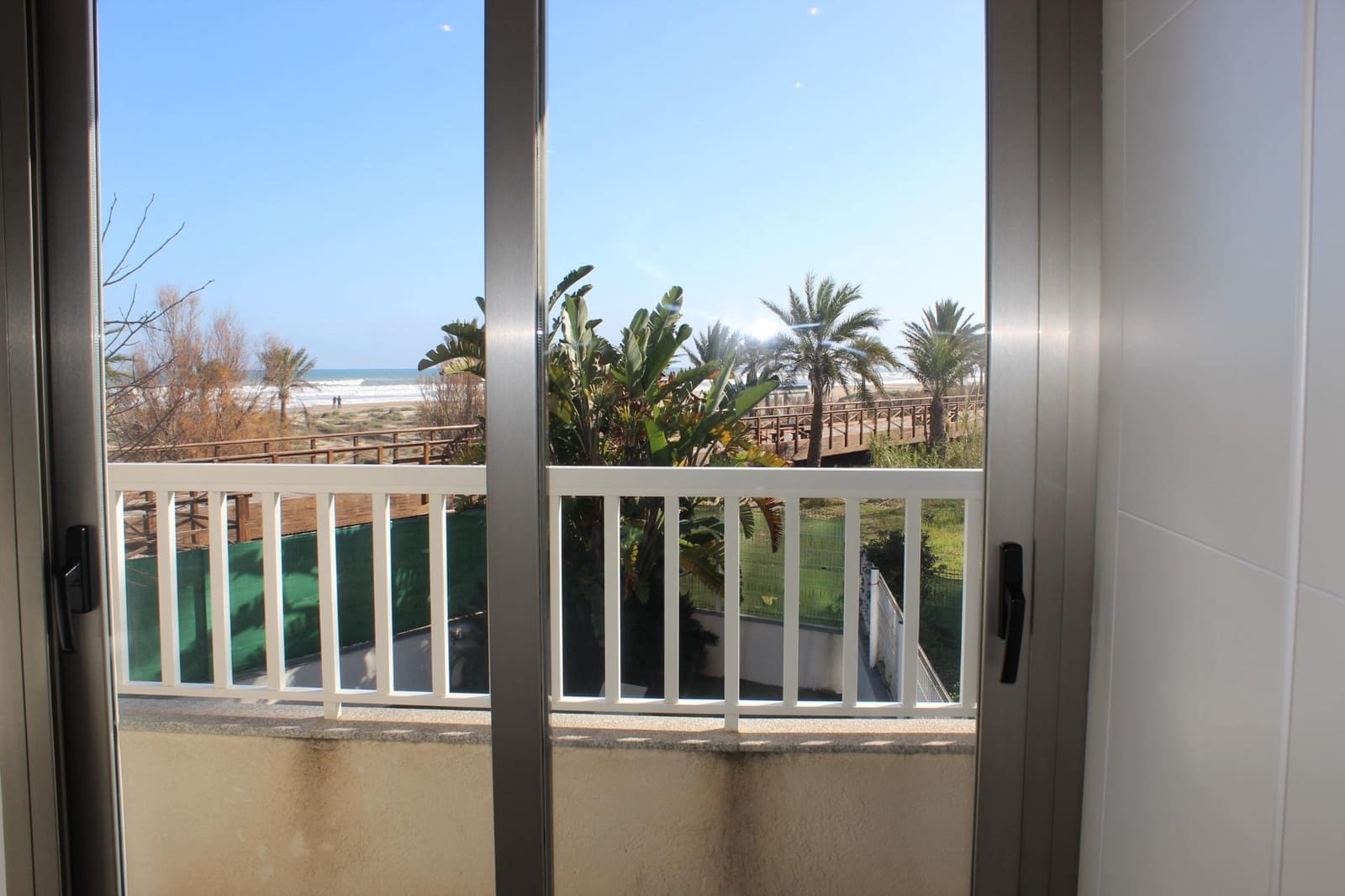 4 soveværelse Semi-Rækkehus til salg i Gandia med garage - € 800.000 (Ref: 8938677)