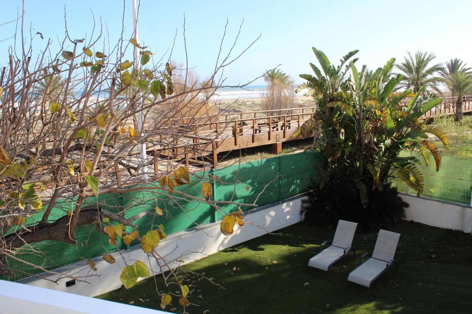 4 soveværelse Semi-Rækkehus til salg i Gandia med garage - € 800.000 (Ref: 8938677)