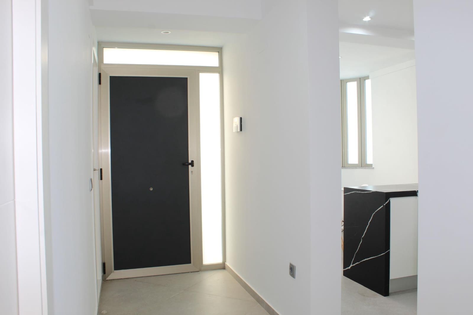 4 soveværelse Semi-Rækkehus til salg i Gandia med garage - € 800.000 (Ref: 8938677)