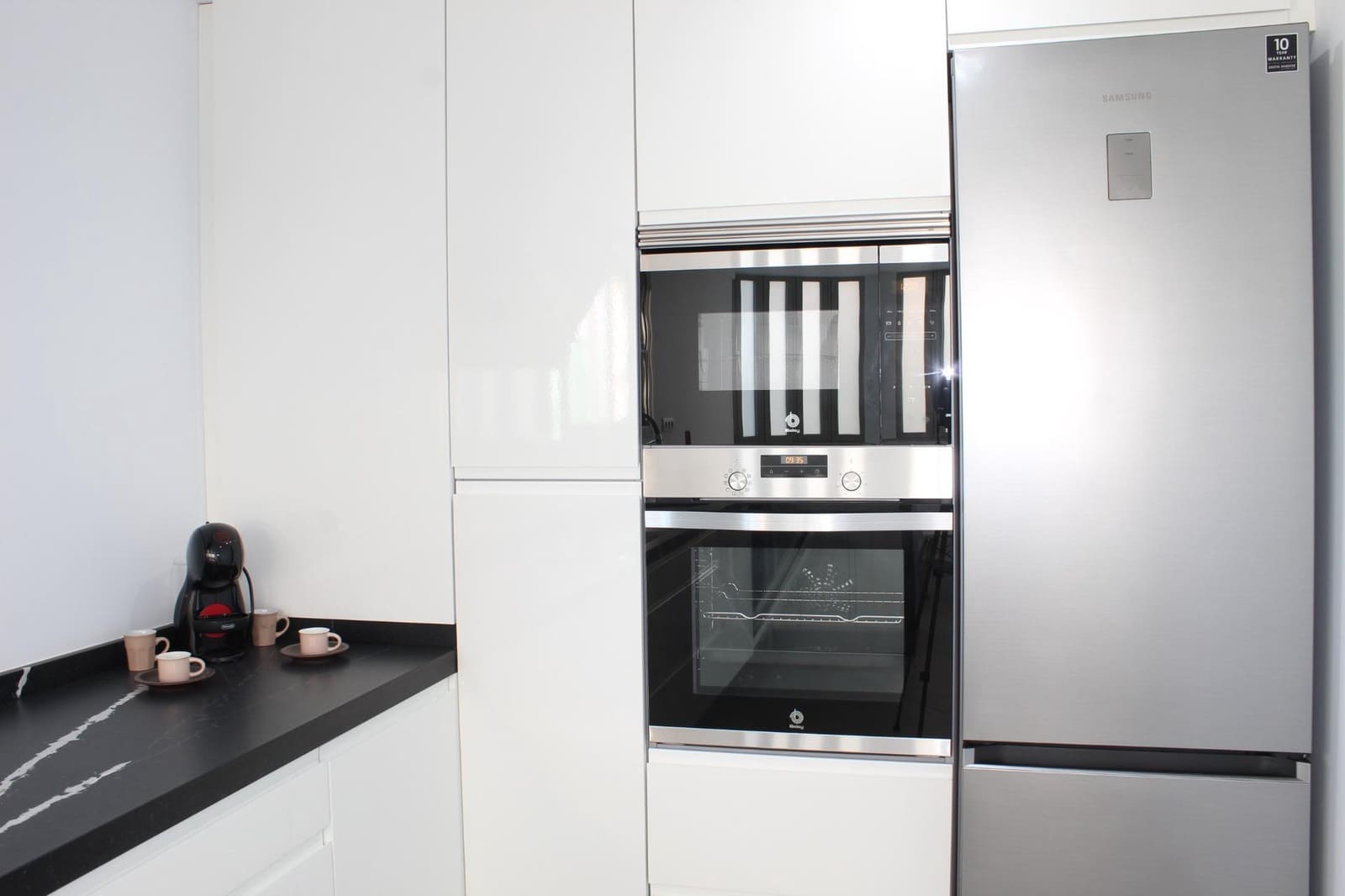 4 soveværelse Semi-Rækkehus til salg i Gandia med garage - € 800.000 (Ref: 8938677)